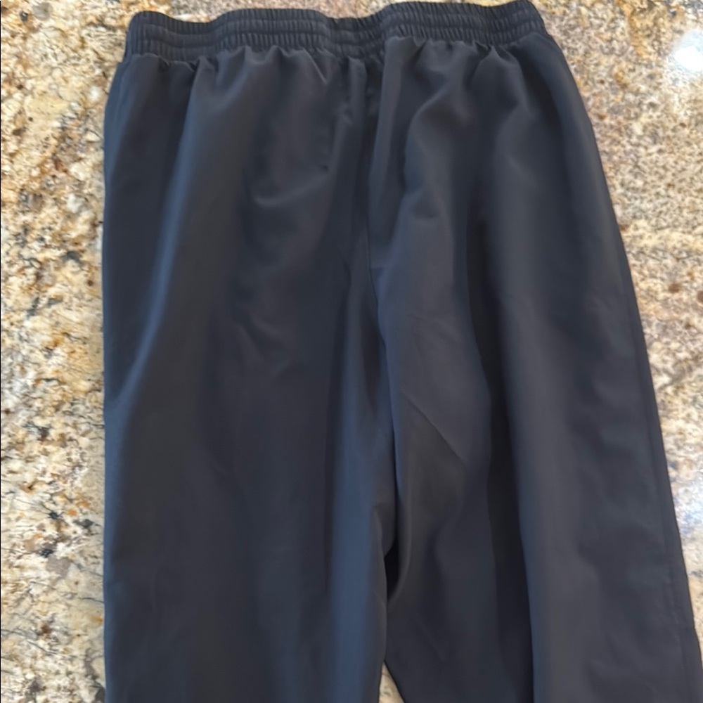 Under Armour Black Track Pants - Picture 5 of 5
